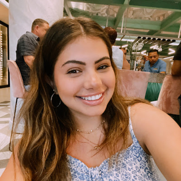 Meet your Posher, Emma - Picture 1 of 1